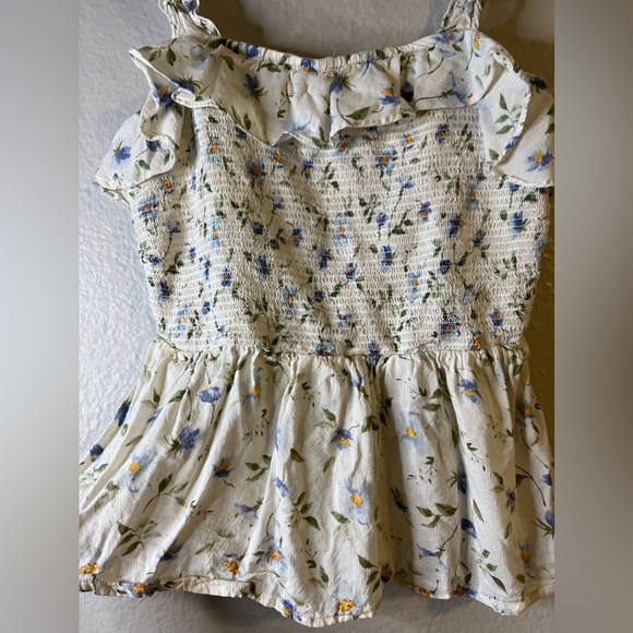 Old Navy Womens Ruffled Floral Smocked-Bodice Sleeveless Top Small - Picture 5 of 7